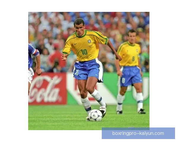 南美足球技术特点分析：个人技术与团队配合的优秀结合