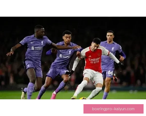 英超争冠悬念持续升级，球队表现将对最终结果产生深远影响